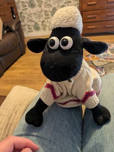 Shaun the sheep - vtg, plush