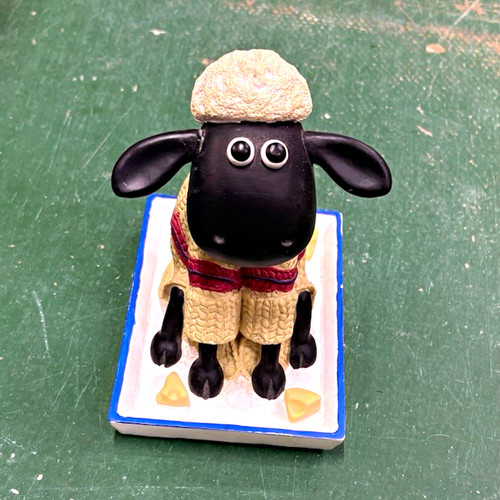 Shaun the sheep - sheep, box