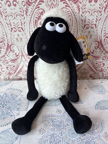 Aurora shaun the sheep - aurora,