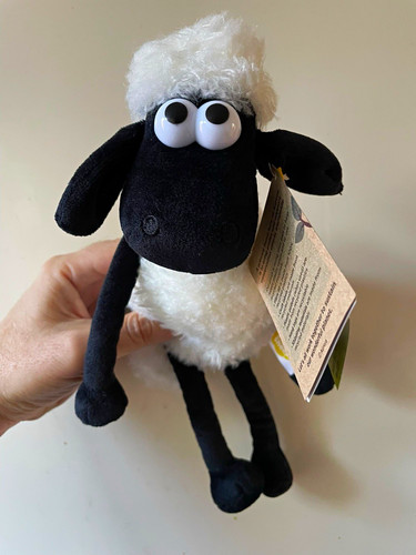 Shaun the sheep plush stuffed - shaun,