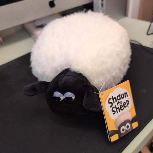 Aurora shaun the sheep - aurora,